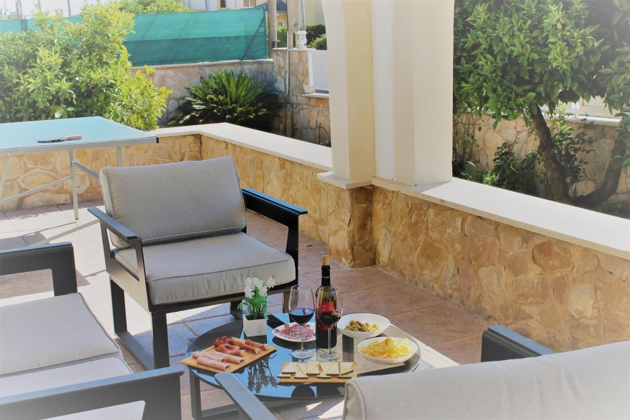villa mimoses Plamanyola Esterno foto
